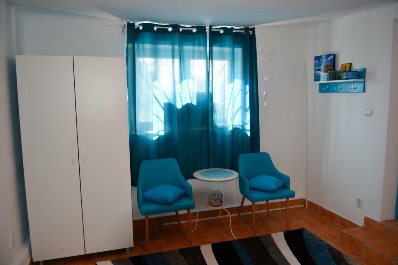 Sailors Guest House جوريلوفكا المظهر الخارجي الصورة